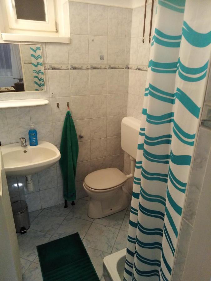 Arinza Apartman Vendeghaz Мезёкёвешд Экстерьер фото